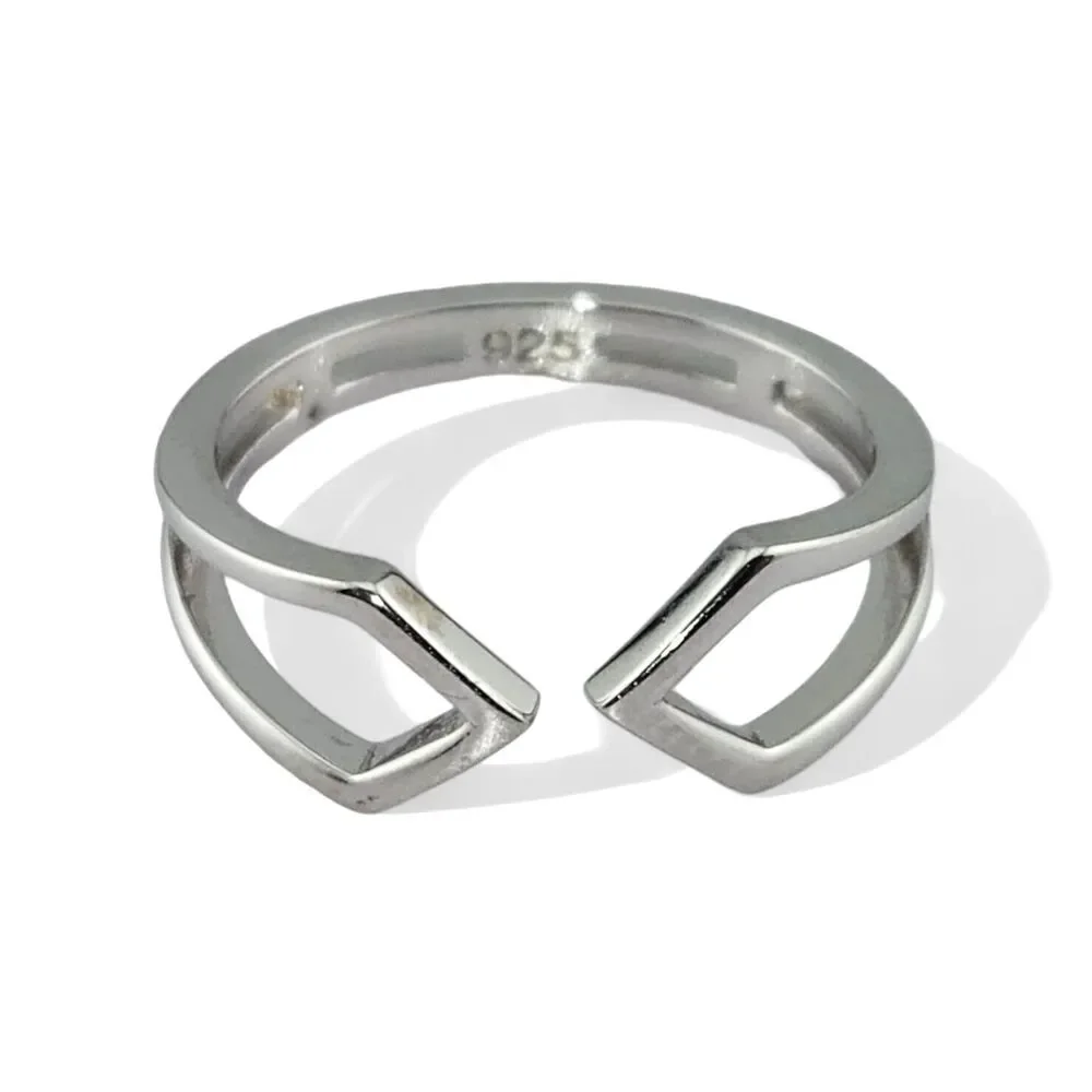 Sterling Silver Unique End to End Ring - Picture 2 of 3